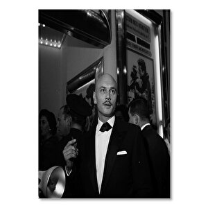 Ahşap Tablo Yul Brynner Bıyıklı Siyah Beyaz Fotoğraf 50x70 cm