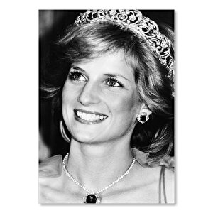 Ahşap Tablo Princess Diana Tacı Ve Kolyesi 50x70 cm