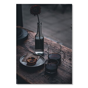 Ahşap Tablo Muffin Ve Espresso Ile Şişede Çiçek 50x70 cm