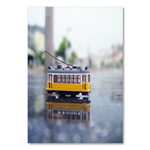 Ahşap Tablo Tramvay Maketi Yağmur Sularında 50x70 cm