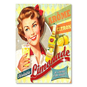 Limonata İçen Güzel Kadın Görseli 35x50 cm