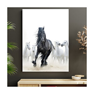 Önde Siyah At Ve Arkada Beyaz Atlar Görseli  Ahşap Mdf Tablo 50x70 cm