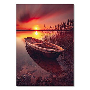 Günbatımında Kızıl Gökler Ve Göldeki Sandal 35x50 cm