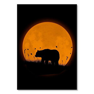 Çayırda Boz Ayı Ve Arkada Süper Ay 35x50 cm