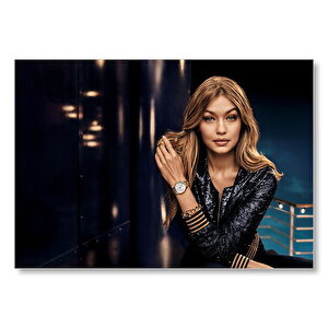 Gigi Hadid Yakın Plan Mdf Ahşap Tablo 35x50 cm