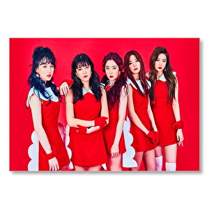 Black Pink Kore Pop Hizmetçi Üniformalı  Mdf Ahşap Tablo 50x70 cm