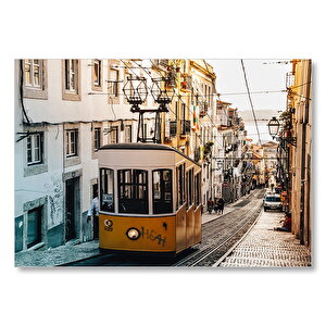 Dar Sokaktaki Tramvay  Mdf Ahşap Tablo 50x70 cm