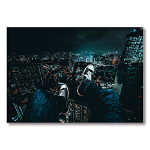 Gece Manzarası Ve Converse Ayakkabılı Genç  Mdf Ahşap Tablo 25x35 cm