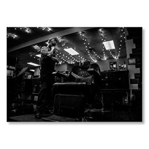 Kuaför Dükkanı Boş Düşünceli Erkek Siyah Beyaz  Mdf Ahşap Tablo 35x50 cm