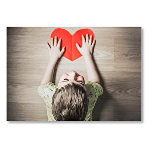 Çocuk Ve Kağıt Kırmızı Kalp  Mdf Ahşap Tablo 25x35 cm