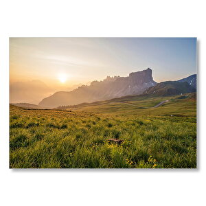 Yeşil Çayırlarda Gündoğumu  Mdf Ahşap Tablo 25x35 cm