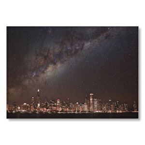 Şehrin Gece Manzarası Ve Gökyüzünde Samanyolu  Mdf Ahşap Tablo 25x35 cm