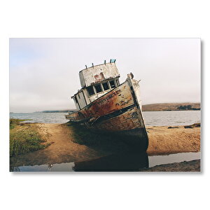 Karada Terkedilmiş Balıkçı Teknesi  Mdf Ahşap Tablo 35x50 cm