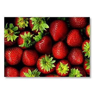 Kırmızı Çilekler Yakın Çekim  Mdf Ahşap Tablo 25x35 cm