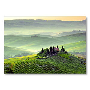 İtalya Toscano Tepedeki Ev Ve Dağlar  Mdf Ahşap Tablo 25x35 cm