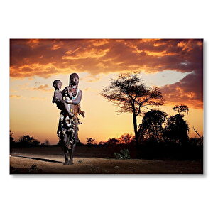 Günbatımında Bulutlar Ve Çocuğuyla Bir Afrika Kadını Mdf Ahşap Tablo 25x35 cm
