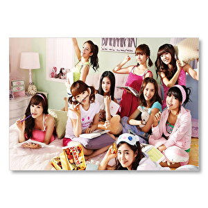 Ders Çalışan Girls Generation Kızlar Mdf Ahşap Tablo 35x50 cm