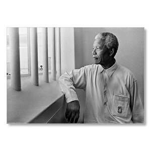 Nelson Mandela Parmaklıklar Ardında Mdf Ahşap Tablo 25x35 cm