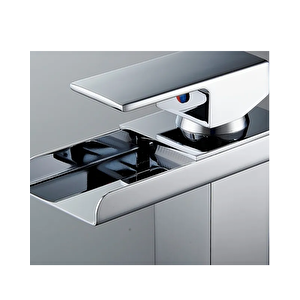 Krom Kare Lavabo Bataryasi Yeni̇ Şelale Model Yüksek Kali̇te Lüks Lavabo Musluğu Çi̇ft Gi̇ri̇şli̇ Armatür