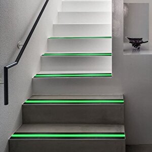 Yeşil Fosforlu Merdiven Kaydırmaz Bant 5cmx15m Yeşil Reflektifli Zemin Kaymaz Bant 50mm