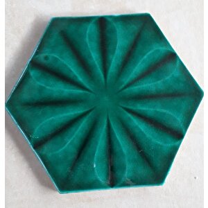 Armada Çini 15 X 17 Cm Çiçekli Yeşil Altıgen Seramik