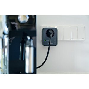 Eco Line Serisi 13.500a Akım Koruyucu Yıldırım Korumalı Tek Soketli Priz Siyah