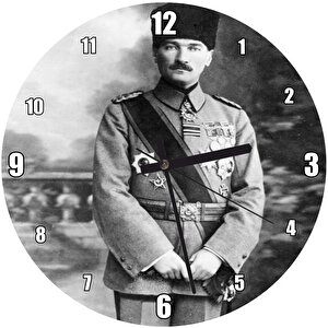 Atatürk Kalpaklı Madalyalı Ayakta Duvar Saati