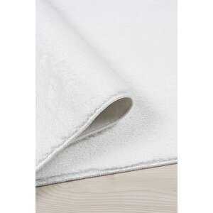 Comfort Puffy Ponpon Saçaklı Peluş Düz Yolluk Beyaz 200x400 cm