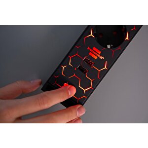 Oyuncu Serisi 5 Renk Led Aydınlatmalı Ve Renk Değiştirme Modlu 2 Usb Li 5 Soketli 1.5 Metre Priz