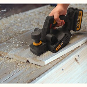 Cat Dx81b 18volt 82mm Çift Bıçaklı Kömürsüz Profesyonel Planya (akü Dahil Değildir)