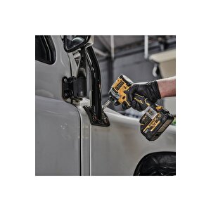 Dcf850p2t-qw  Kömürsüz Darbeli Tornavida 18v 5,0ah 206nm