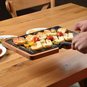 Döküm Ahşap Ve Döküm Demir Hot Plate Servis Tahtası. Ölçü 22x33cm.