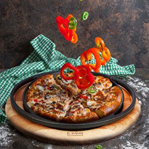 Lava Döküm Yuvarlak Pizza Krep Pankek Tavası Döküm Demir Yekpare Çift Kulplu Kayın Servis Ahşabı Çap 28cm.