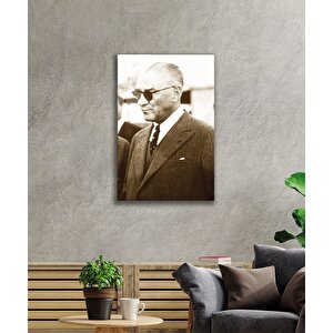 Atatürk Cam Tablo 50x70 cm