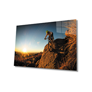 Gün Batımı Manzarasında Bisiklet Sporcusu Cam Tablo 50x70 cm