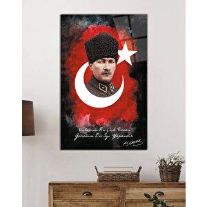 Vatanını En Çok Seven Görevini En İyi Yapandır Atatürk Türk Bayrağı Cam Tablo