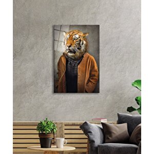 İnsan Vücutlu Kaplan Hayvan Portresi Cam Tablo 36x23 cm