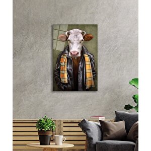 İnsan Vücutlu İnek Hayvan Portresi Cam Tablo 50x70 cm