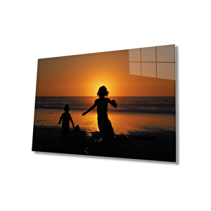 Gün Batımında Denizde Çocuklar Cam Tablo 50x70 cm