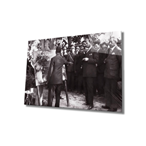 Atatürk Cam Tablo 50x70 cm