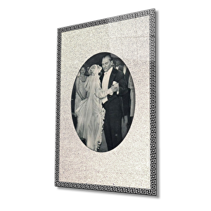 Çerçeveli Atatürk Cam Tablo 36x23 cm