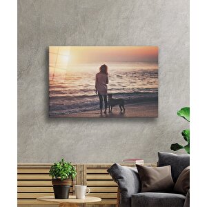 Gün Batımında Kadın Ve Köpek Cam Tablo 50x70 cm
