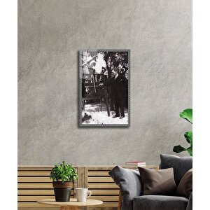 Atatürk Cam Tablo 36x23 cm