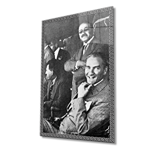 Atatürk Cam Tablo 36x23 cm