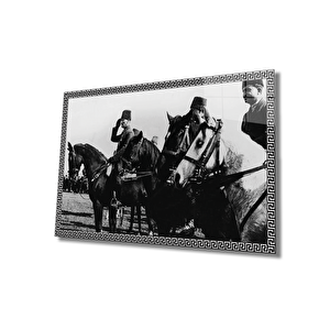 Atatürk Cam Tablo 36x23 cm