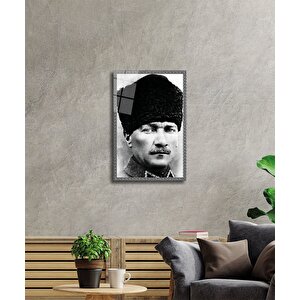 Atatürk Cam Tablo 36x23 cm