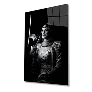 Hintli Kadın Makyaj Cam Tablo 50x70 cm