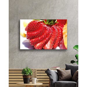 Çilek Cam Tablo Strawberry 36x23 cm