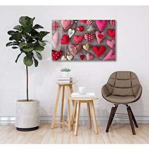 Küçük Kalpli Yastıklar Cam Tablo 50x70 cm