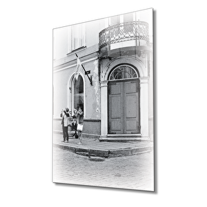 Siyah Beyaz Eski Kapı Cam Tablo 90x60 cm